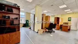 Аренда офиса 184 м2, кабинеты-98. Фото объекта