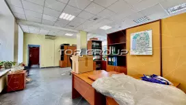 Аренда офиса 184 м2, кабинеты-98. Фото объекта
