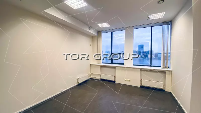 Офис 234 м2, кабинетка с ремонтом-98. Фото объекта