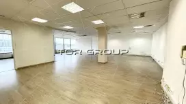 Аренда офиса 130.1 кв.метров, 5 этаж-98. Фото объекта