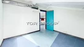 Офис 135 м2 с ремонтом-98. Фото объекта