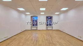 Офис 51 м&sup2;, 2 окна, без комиссии-98. Фото объекта