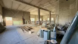 Свободное назначение 260 м2, высокий потолок-98. Фото объекта