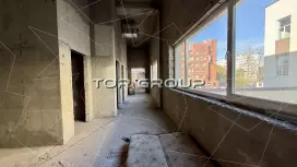 Свободное назначение 260 м2, высокий потолок-98. Фото объекта