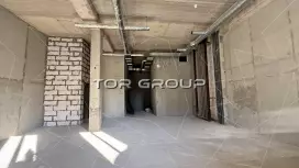 Свободное назначение 260 м2, высокий потолок-98. Фото объекта