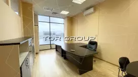 Видовой офис с мебелью 130.3 м2-98. Фото объекта