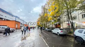 Супер проходное, сразу у метро-98. Фото объекта