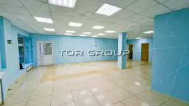 Универсальное 120 м2, 1 эт, витрины, 30 кВт-98. Фото объекта