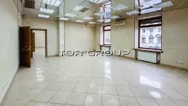 у метро 114 м  без комиссий вход с фасада-98. Фото объекта