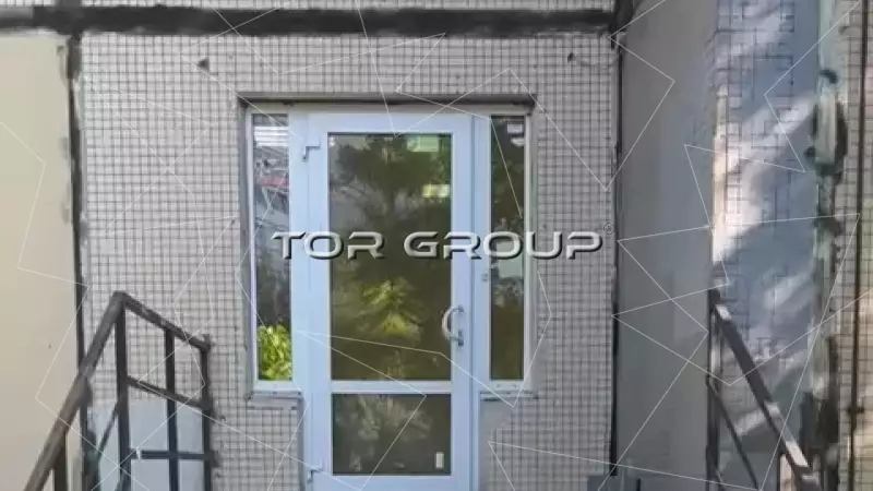 Продажа торгового помещения 53.5 кв.метров, 1 этаж-98. Фото объекта