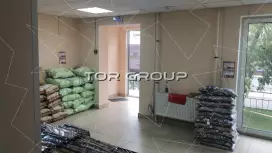 Продажа торгового помещения 70.2 кв.метров, 1 этаж-98. Фото объекта