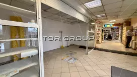 Аренда торгового помещения 18.7 кв.метров, 1 этаж-98. Фото объекта