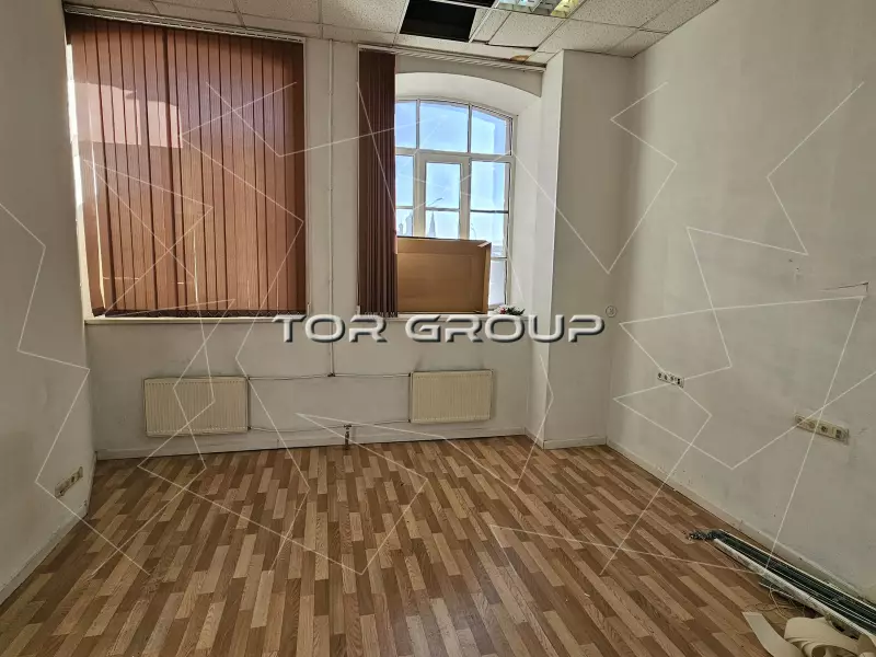 Аренда офиса 22.6 кв.метров, 2 этаж-98. Фото объекта