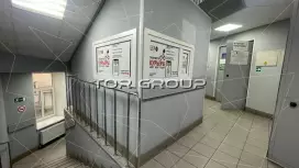 Аренда офиса 18 кв.метров, 2 этаж-8. Лестницы
