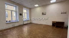 Аренда офиса 32 кв.метров, 2 этаж-98. Фото объекта
