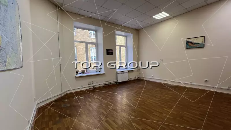 Аренда офиса 32 кв.метров, 2 этаж-98. Фото объекта