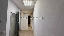 Аренда 185.6м2,отд.вход,парковка.Под склад/магазин-98. Фото объекта