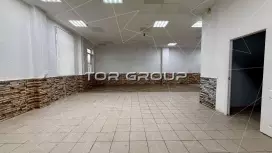 Аренда 185.6м2,отд.вход,парковка.Под склад/магазин-98. Фото объекта