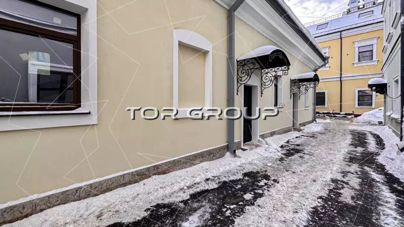 Офис в центре с парковкой 295 м2-98. Фото объекта