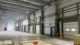 Склад класса А 6400 м2, стеллажи, потолок 12 м-98. Фото объекта
