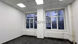 Аренда офиса 22.3 кв.метров, 2 этаж-98. Фото объекта