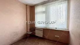 Аренда торгового помещения 196.3 кв.метров, 1 этаж-98. Фото объекта