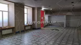 Аренда торгового помещения 134.6 кв.метров, 1 этаж-98. Фото объекта