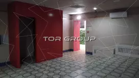 Аренда торгового помещения 134.6 кв.метров, 1 этаж-98. Фото объекта