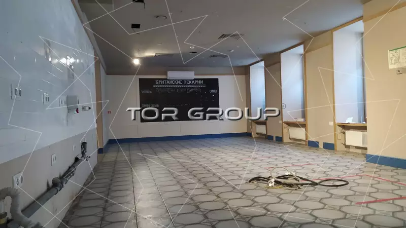 Аренда торгового помещения 134.6 кв.метров, 1 этаж-98. Фото объекта
