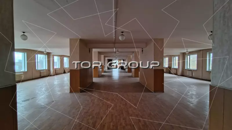 Аренда  900 кв.метров, 3 этаж-98. Фото объекта