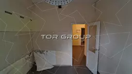 Аренда  900 кв.метров, 1 этаж-98. Фото объекта
