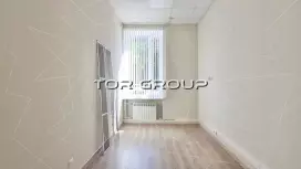 Аренда офиса 33.6 кв.метров, 1 этаж-98. Фото объекта