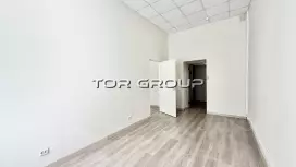 Аренда офиса 33.6 кв.метров, 1 этаж-98. Фото объекта