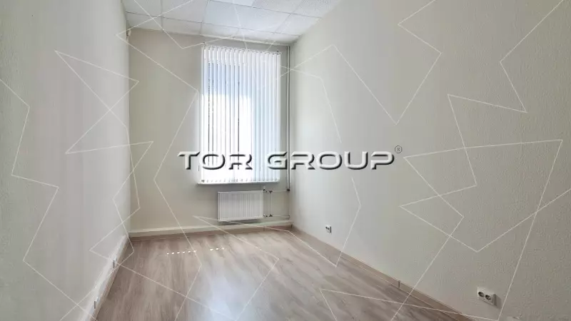 Аренда офиса 33.6 кв.метров, 1 этаж-98. Фото объекта