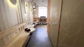 50м от метро, 1эт, 50м2 отдельный вход-98. Фото объекта