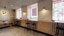 50м от метро, 1эт, 50м2 отдельный вход-98. Фото объекта