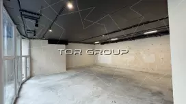 Под танцы 180 м2 в жилом районе-98. Фото объекта