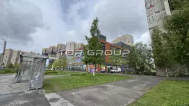 В ТЦ  15-30  кв.метров, 2 этаж-98. Фото объекта