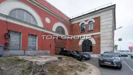 Аренда офиса 55.5 кв.метров, 2 этаж-2. Фасад с угла