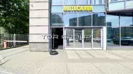 Торговое 500 м2, первая линия, витрины-98. Фото объекта