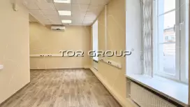 Офис 78 м2, 1 этаж. Санузел, душевые-98. Фото объекта