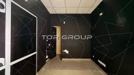 Вход с Сенной! На трафике, 10 кв.м, 1 этаж-98. Фото объекта