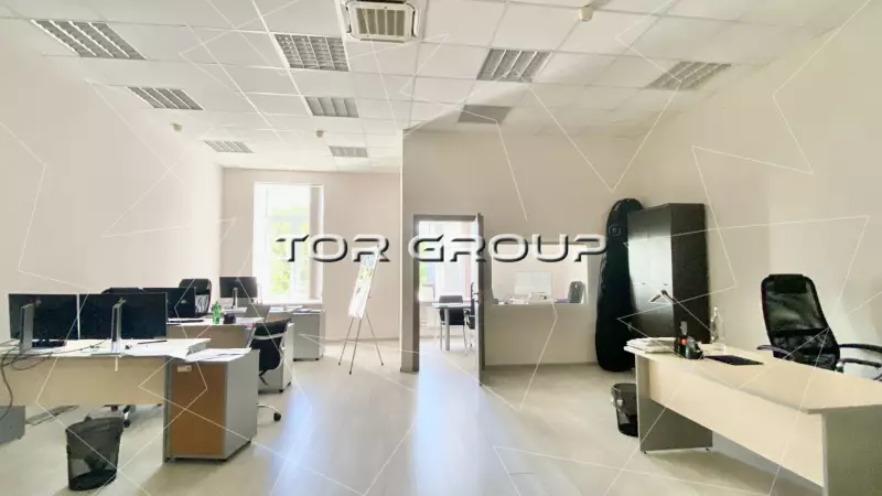 Офис 78 м2 с ремонтом и каб.руководителя-98. Фото объекта
