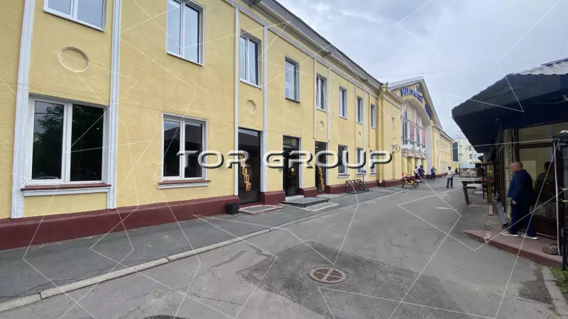 Первая линия, 72,6 м2. Проходное место-98. Фото объекта