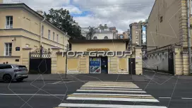 Торговое 40 м2, центр города, первая линия-1. Фасад фронтальная