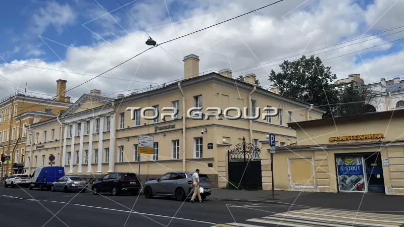 Торговое 40 м2, центр города, первая линия-2. Фасад с угла