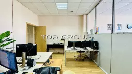 Офис 271 м2, кондиционер, с/у, кухня-98. Фото объекта