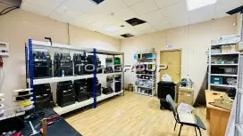 Офис 271 м2, кондиционер, с/у, кухня-98. Фото объекта