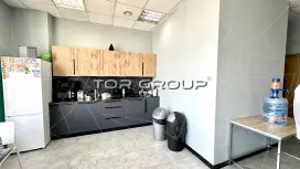 Офис 271 м2, кондиционер, с/у, кухня-98. Фото объекта