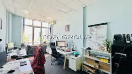 Офис 271 м2, кондиционер, с/у, кухня-98. Фото объекта